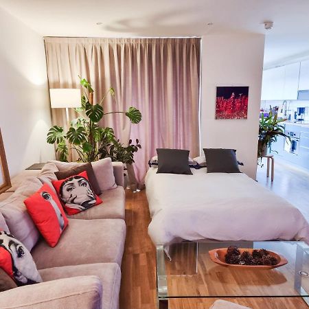 Beautiful Central Home For 6 Near Olympic Park And Abba Theatre Лондон Екстериор снимка