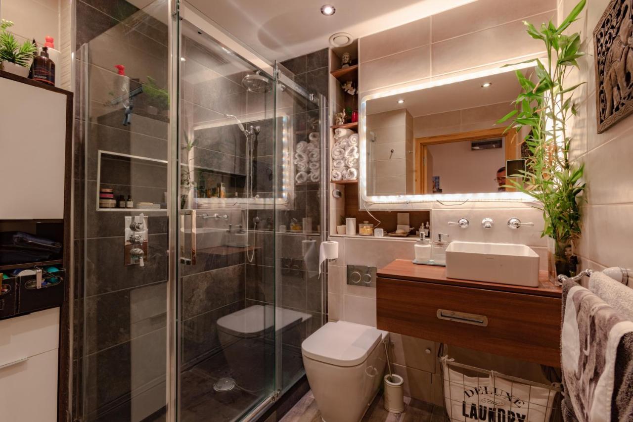 Beautiful Central Home For 6 Near Olympic Park And Abba Theatre Лондон Екстериор снимка