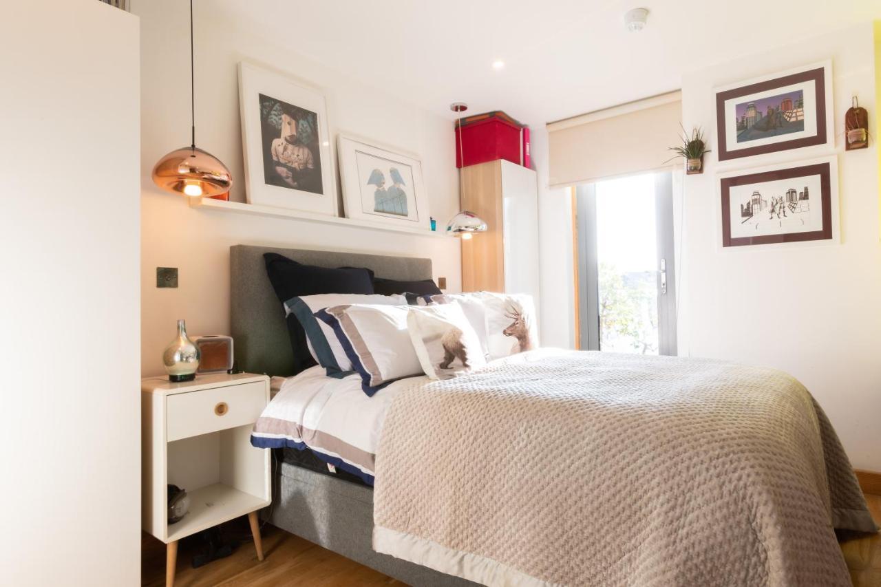 Beautiful Central Home For 6 Near Olympic Park And Abba Theatre Лондон Екстериор снимка