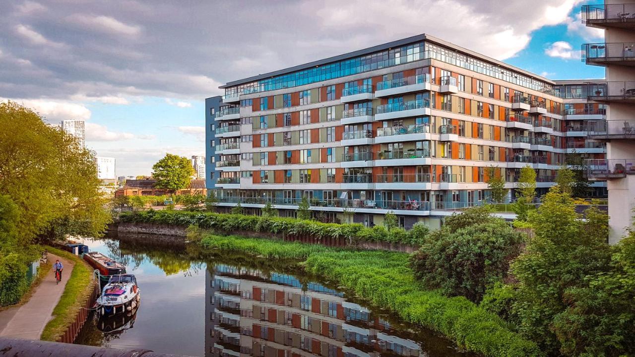 Beautiful Central Home For 6 Near Olympic Park And Abba Theatre Лондон Екстериор снимка