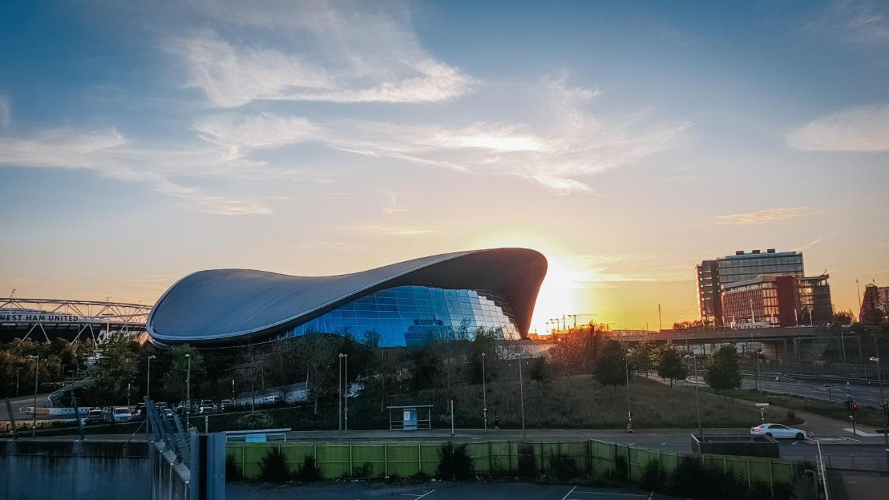 Beautiful Central Home For 6 Near Olympic Park And Abba Theatre Лондон Екстериор снимка